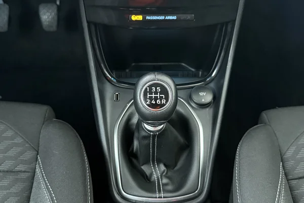 Ford Puma (2022) — foto 4 van 21