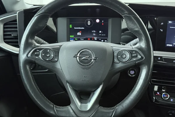 Opel E-Mokka (2022) — foto 2 van 18