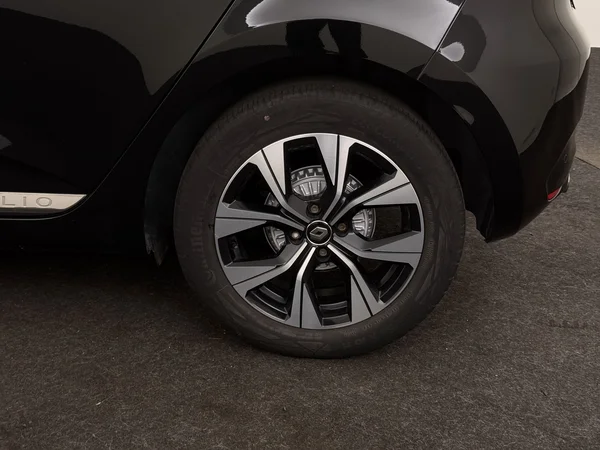 RENAULT Clio (2021) — foto 7 van 26