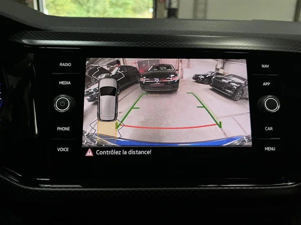 VOLKSWAGEN T-Cross (2023) — foto 7 van 17