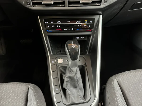 VOLKSWAGEN Taigo (2025) — foto 21 van 22