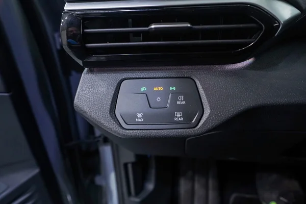 Volkswagen ID.4 (2021) — foto 16 van 56