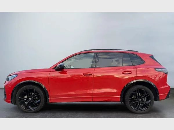 Volkswagen Tiguan (2024) — foto 19 van 25