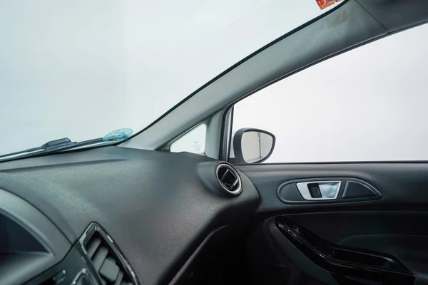 Ford Fiesta (2017) — foto 19 van 87