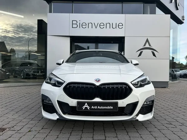 Bmw 218 (2022) — foto 12 van 22