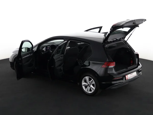 VOLKSWAGEN Golf (2024) — foto 27 van 28