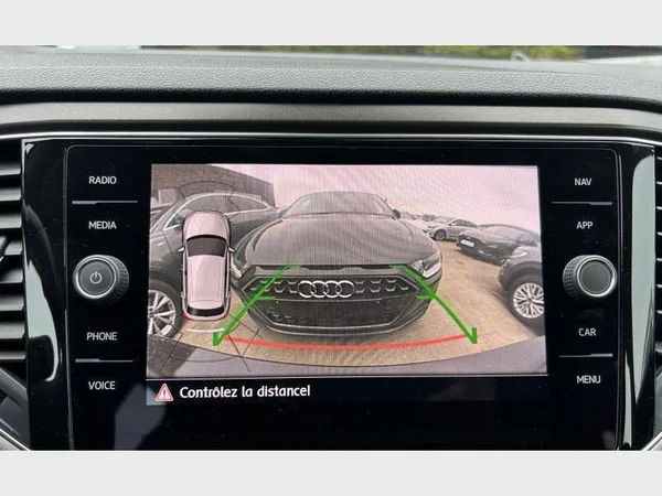 Volkswagen T-Roc (2019) — foto 7 van 32