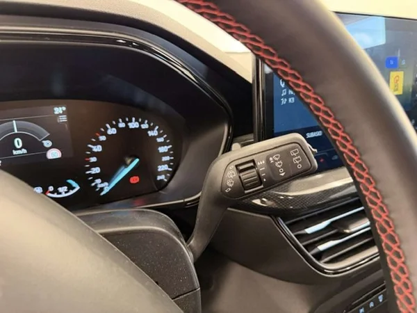 Ford Focus (2025) — foto 10 van 20