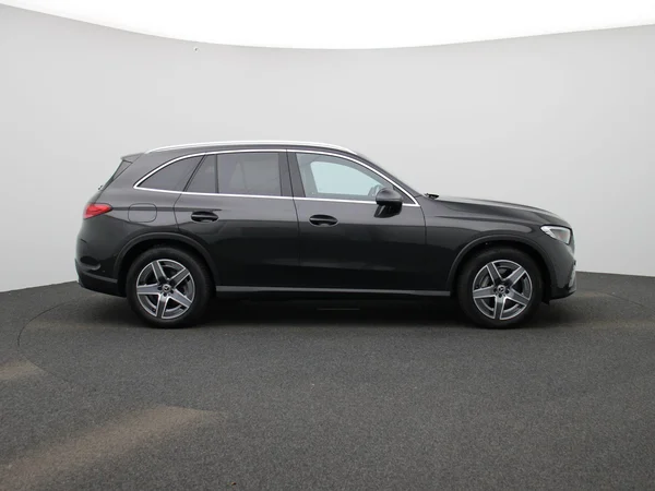 Mercedes-Benz GLC (2025) — foto 42 van 45
