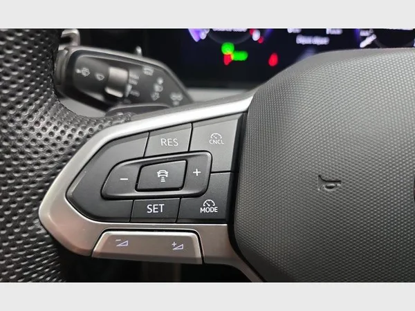 Volkswagen Tiguan (2024) — foto 6 van 30