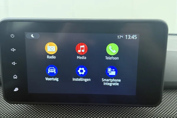 Dacia Sandero Stepway (2022) — foto 3 van 23
