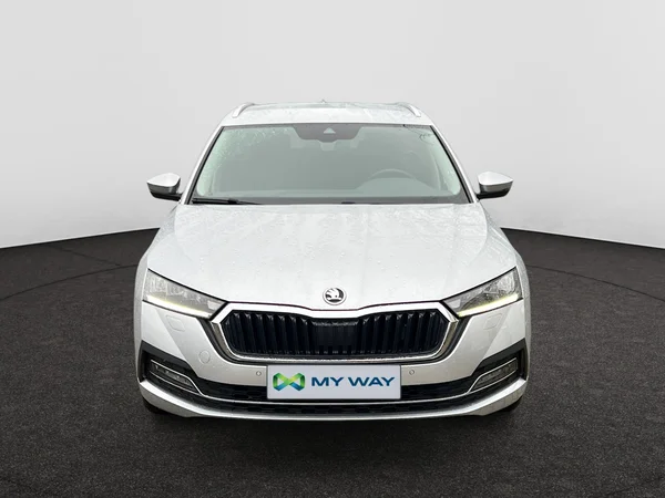 SKODA Octavia Combi (2022) — foto 18 van 24