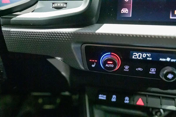 Audi A1 (2021) — foto 17 van 27