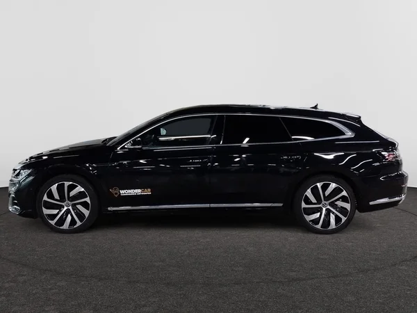 VOLKSWAGEN Arteon Shooting Brake (2024) — foto 11 van 15