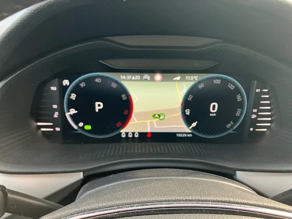 SKODA Scala (2024) — foto 11 van 25