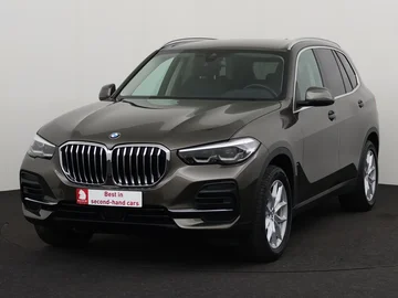 BMW X5 (2022)