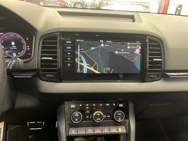 SKODA Karoq (2026) — foto 6 van 20