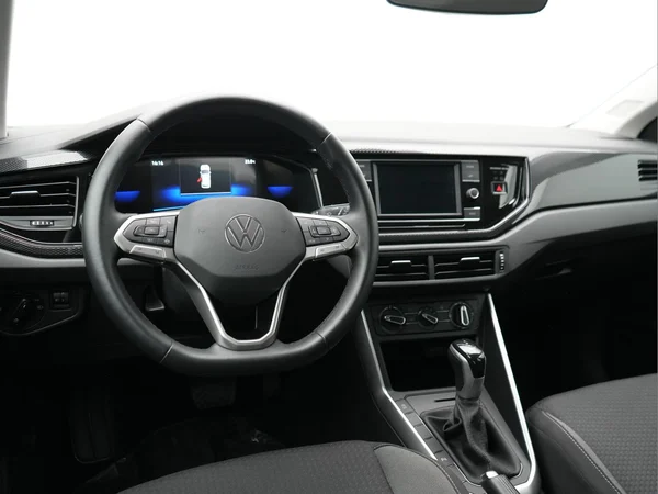 VOLKSWAGEN Polo (2023) — foto 4 van 24