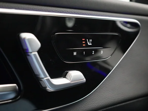 Mercedes-Benz GLC (2025) — foto 29 van 46