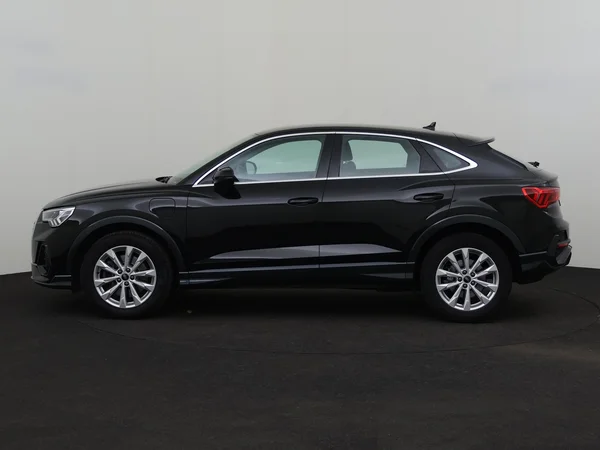 AUDI Q3 (2022) — foto 12 van 31