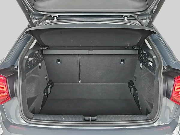 Audi Q2 (2020) — foto 2 van 25