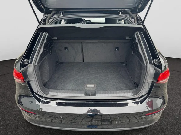 AUDI A3 Sportback (2022) — foto 14 van 24