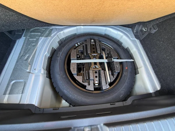 SKODA Kamiq (2021) — foto 9 van 24