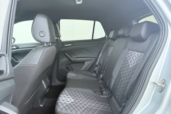 Volkswagen T-Cross (2025) — foto 20 van 21