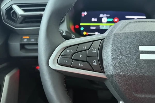 Dacia Bigster Hybrid (2026) — foto 6 van 17
