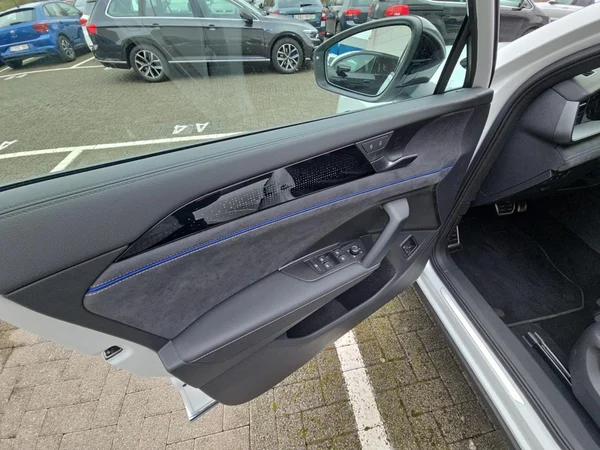 VOLKSWAGEN Tayron (2025) — foto 6 van 23