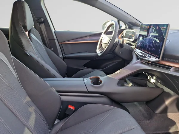CUPRA Tavascan (2026) — foto 5 van 20