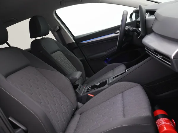 VOLKSWAGEN Golf VIII (2026) — foto 3 van 23