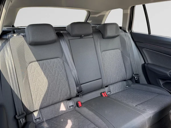 VOLKSWAGEN Golf VIII SW (2026) — foto 20 van 24