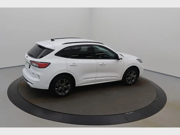 FORD Kuga FHEV (2024) — foto 28 van 29