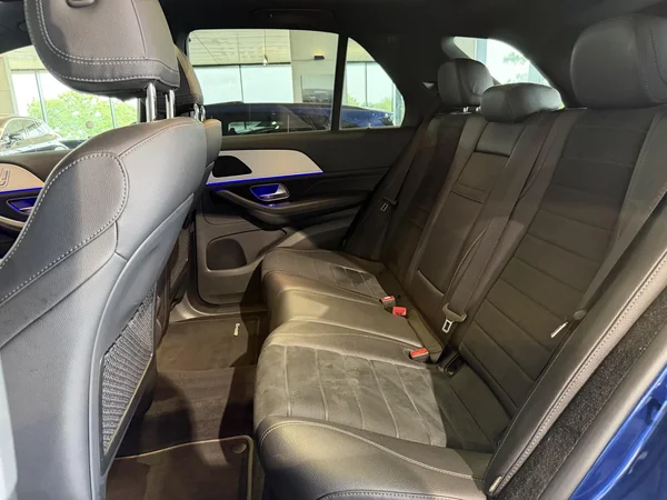 Mercedes-Benz GLE (2021) — foto 7 van 23