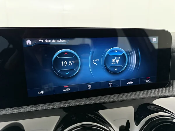 MERCEDES A 180 (2021) — foto 17 van 30