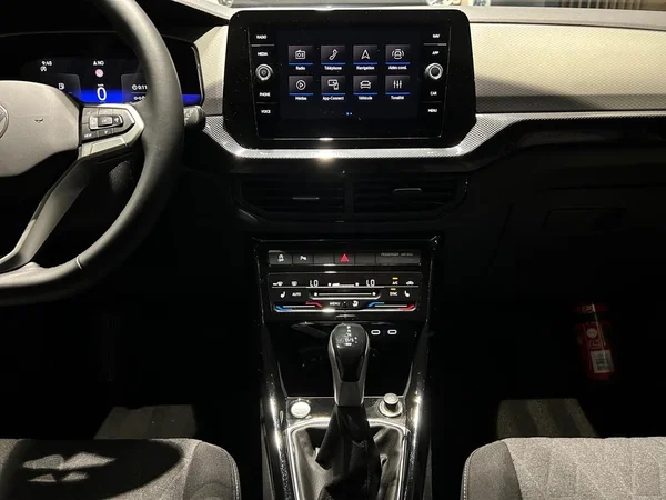 VOLKSWAGEN T-Cross (2025) — foto 9 van 23