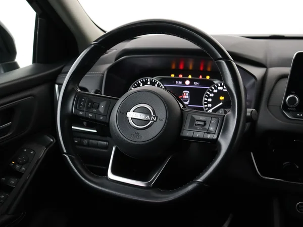NISSAN Qashqai (2023) — foto 13 van 27