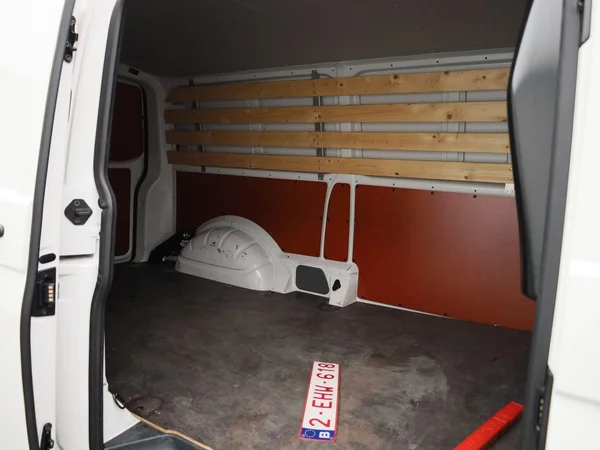 Volkswagen Transporter (2023) — foto 5 van 38