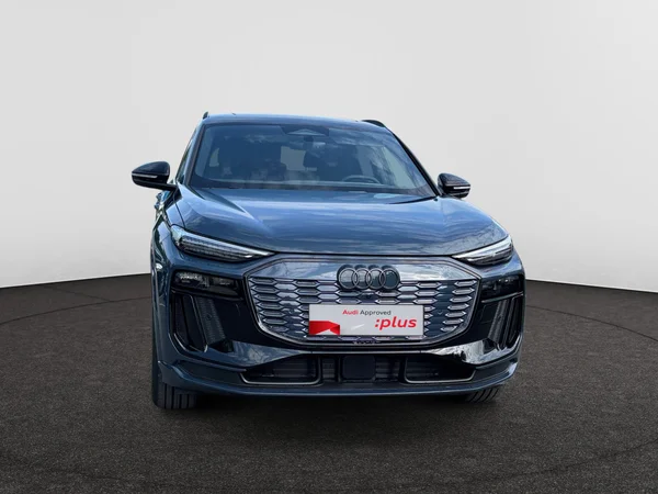 AUDI Q6 e-tron (2025) — foto 20 van 24