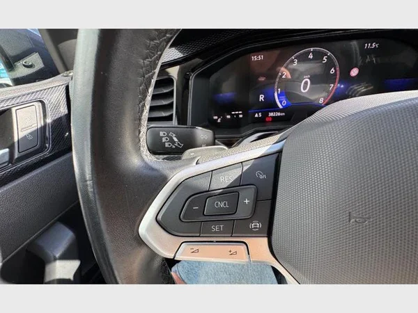 Volkswagen POLO (2023) — foto 11 van 20