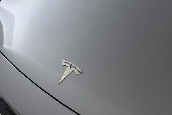 Tesla Model 3 (2025) — foto 22 van 30