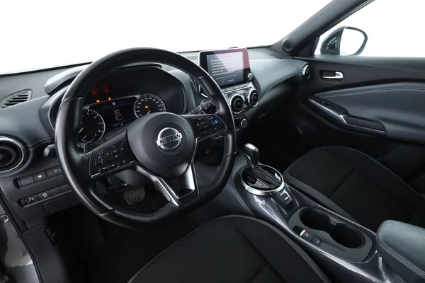 Nissan Juke (2021) — foto 2 van 16