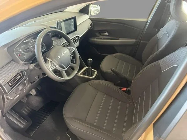 Dacia Sandero Stepway (2026) — foto 16 van 16