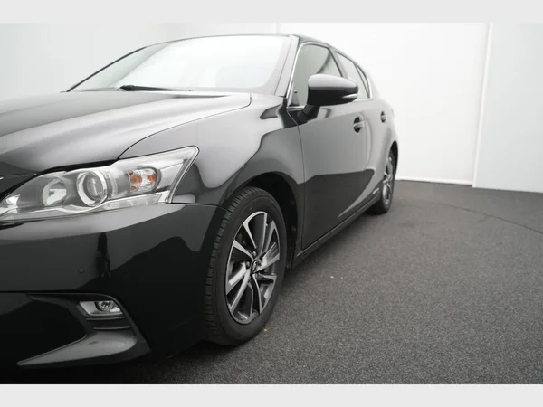 LEXUS CT 200h (2018) — foto 4 van 25