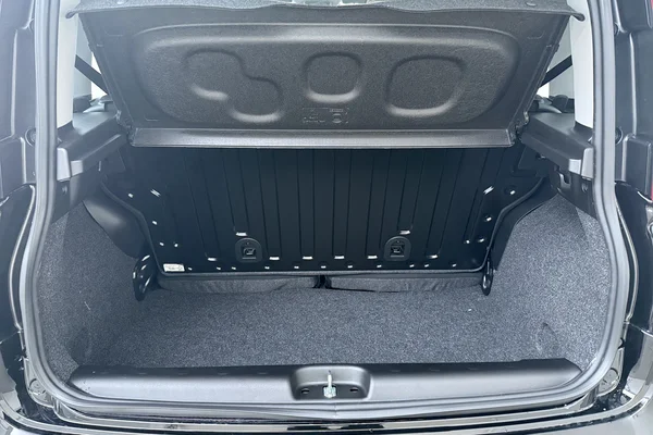 Fiat Pandina (2026) — foto 8 van 12
