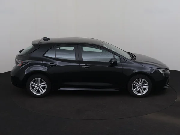 TOYOTA Corolla (2023) — foto 22 van 26