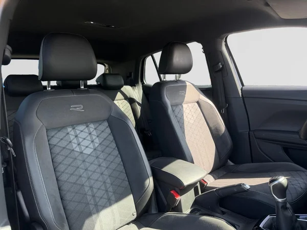 VOLKSWAGEN T-Cross (2025) — foto 15 van 21