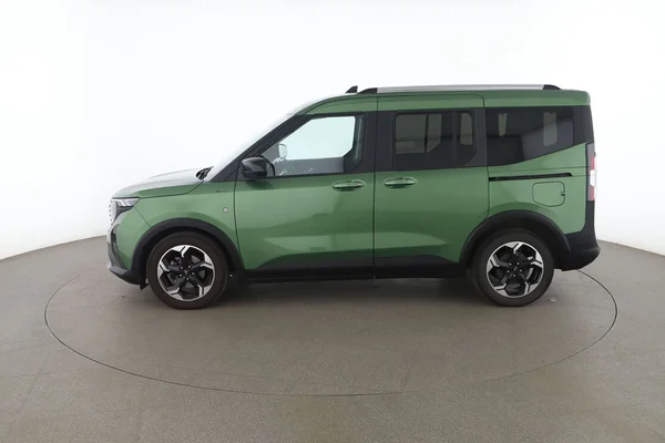 Ford Tourneo (2025) — foto 9 van 16