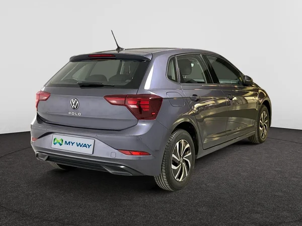 VOLKSWAGEN Polo (2022) — foto 11 van 16
